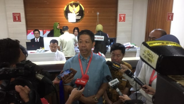 Effendy Gozali di Mahkamah Konstitusi, Senin (6/8). (Foto: Raga Imam/kumparan)