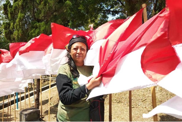 Hana Nining Kurnia: Bhinneka Tunggal Ika Terpancar dari Gebyar 10.001 Merah Putih 