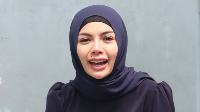 Nikita Mirzani (Foto: Munady)