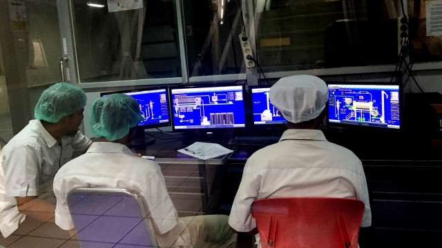Aktivitas di PT Kalla Kakao Industri  (Foto: Ema Fitriyani/kumparan)