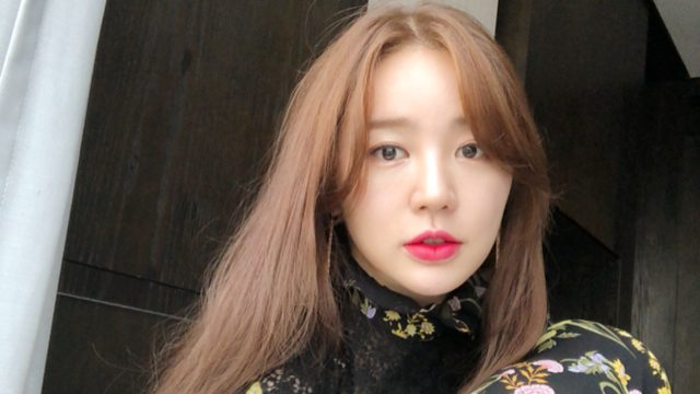 Aktris Korea Selatan Yoon Eun Hye. (Foto: Instagram/@y1003_grace)