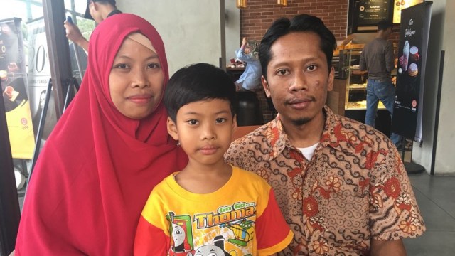 Trie dan suaminya (Foto: Irish Tamzil/kumparan)