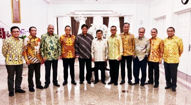 Pertemuan elite golkar dan Wapres JK (Foto: Dok. Partai Golkar)