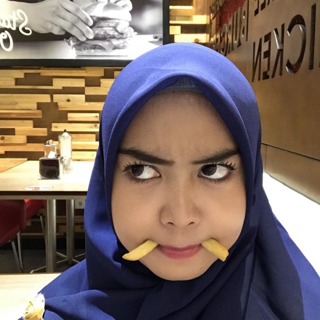 Jadi Youtuber Kondang, Ini 5 Sikap Ria Ricis yang Tuai Kontroversi (5)