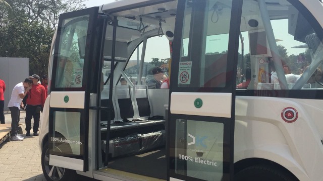 Mobil otonom Telkomsel di Asian Games 2018. (Foto: Astrid Rahadiani/kumparan)