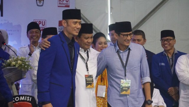 Suasana pendaftaran Prabowo dan Sandiaga Uno sebagai Capres dan Cawapres 2019 di KPU, Jakarta, Jumat (10/8/2018). (Foto: Nugroho Sejati/kumparan)