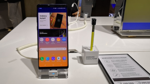 Smartphone Samsung Galaxy Note 9. (Foto: Bianda Ludwianto/kumparan)