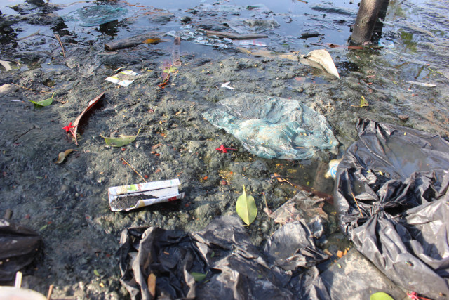 Potret Warga Kampung Pesisir (3)