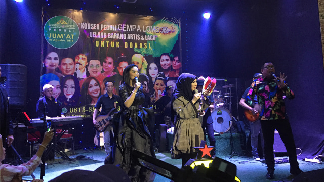 Krisdayanti di Lelang Barang Artis di Konser Peduli Gempa Lombok (Foto: Maria Gabrielle Putrinda/kumparan)
