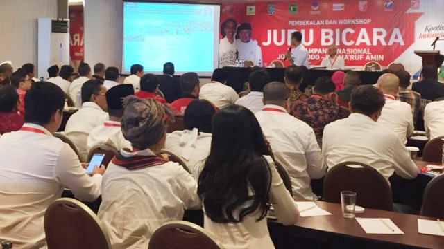 Suasana Wokshop Juru bicara Jokowi-Maruf di Jakarta, Senin (13/8/2018). (Foto: Rafyq Panjaitan/kumparan)