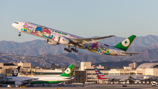 Maskapai EVA Air bergambar Hello Kitty (Foto: Flickr/Andreas Muhl)
