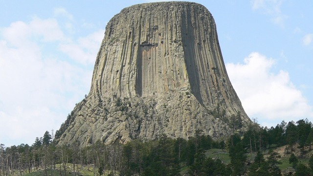 Asal-usul Nama Menara Setan di Amerika Serikat