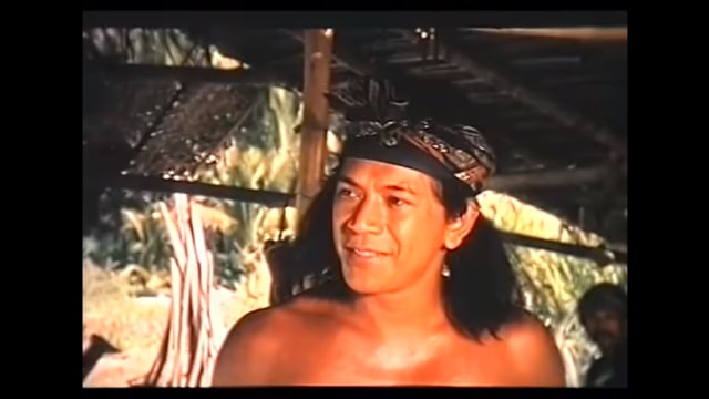Ray Sahetapy di film 'Noesa Penida' (Foto: YouTube.com)