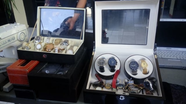Mau Pulang ke Negaranya, Remaja Australia  Curi Jam  di Bandara