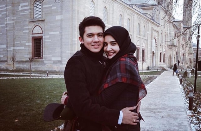 Libur di Tempat Kenangan, Intip 5 Potret Romantis Irwansyah dan Zaskia
