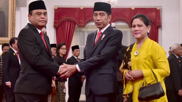 Pelantikan Syafruddin Sebagai MenPAN-RB oleh Jokowi di Istana Negara, Jakarta, Rabu (15/8/2018). (Foto: Biro Pers Setpres)