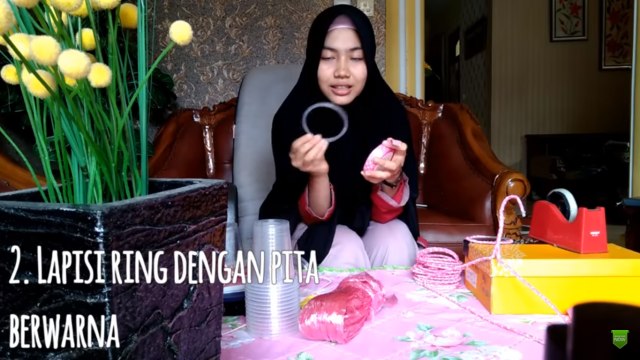 Gantungan Hijab Mudah dan Anti Ribet ! (2)