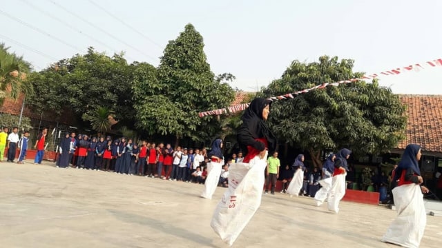Nilai Sejarah Pada Lomba Balap Karung