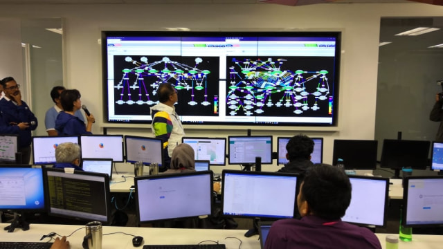 Customer Experience & Service Operation Center XL Axiata. (Foto: Bianda Ludwianto/kumparan)