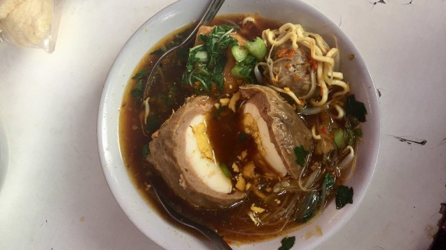 Bakso Gondrong Tebet (Foto: Kartika Pamujiningtyas/kumparan)