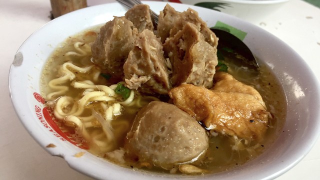 Bakso Gondrong Tebet  (Foto: Kartika Pamujiningtyas/kumparan)
