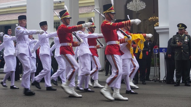 Tarrisa Maharani Dewi, paskibraka putri pembawa baki asal Jawa Barat Foto: Yudhistira Amran Saleh/kumparan