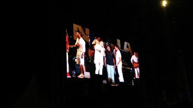 Penampilan KAHITRAN. (Foto: Alexander Vito Edward Kukuh/kumparan)