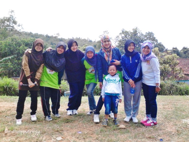 Para Wanita Pendaki Gunung Manglayang  Jatinangor Sumedang (5)