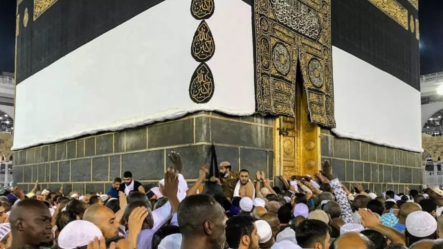 Suasana Ka'bah di Masjidil Haram (Foto: AP Photo/Dar Yasin)