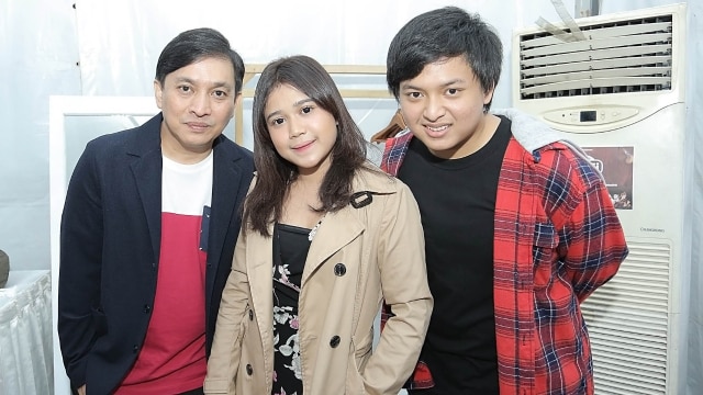 Yovie Widianto, Brisia Jodie dan Arsy Widianto (Foto: Alexander Vito Kukuh/kumparan)