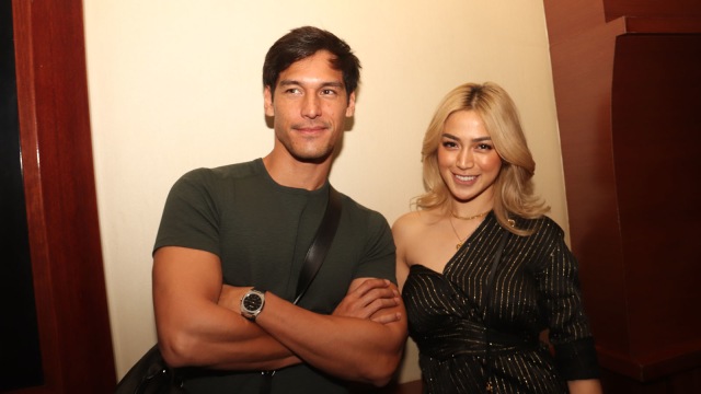 Pasangan Kekasih Richard Kyle dan Jessica Iskandar, usai nobar film 'Mile 22' di Plaza Senayan, Jakarta Pusat, Senin (20/8). (Foto: Munady/kumparan)