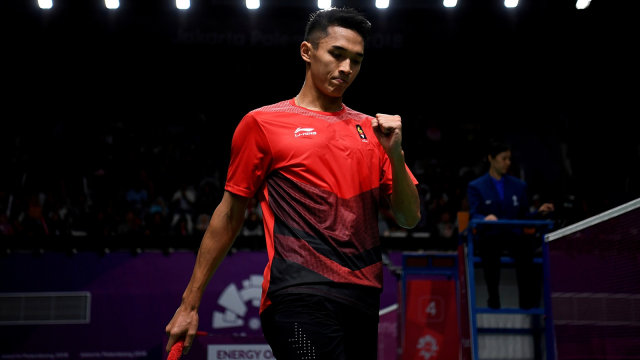 Jonatan Christie mengalahkan Kenta Nishimoto. (Foto: Puspa Perwitasari/Antara)