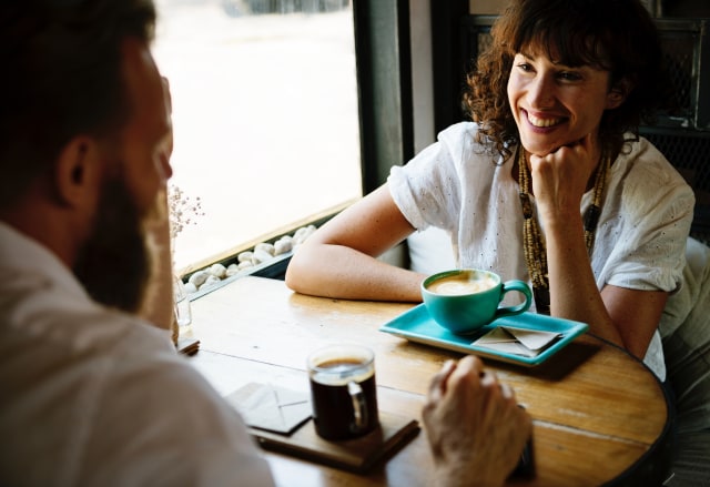 Berikan pujian kepada mereka (Foto: Unsplash)