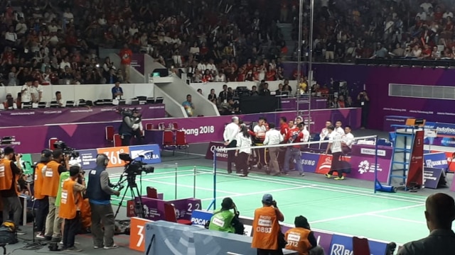 Anthony Ginting tak bisa melalui duel hingga akhir. (Foto: Karina Nur Shabrina/kumparan)