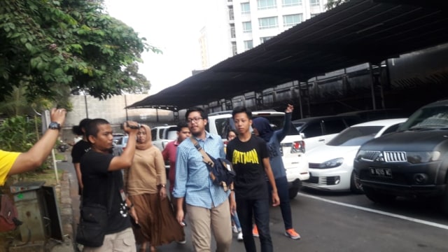 RAT dan keluarganya di BAP Ranmor Ditreskrimum Polda Metro Jaya (23/08/2018). (Foto: Fadjar Hadi/kumparan)