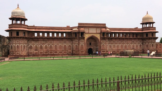 Taj Mahal: Legenda Cinta Kekaisaran Mughal (3)