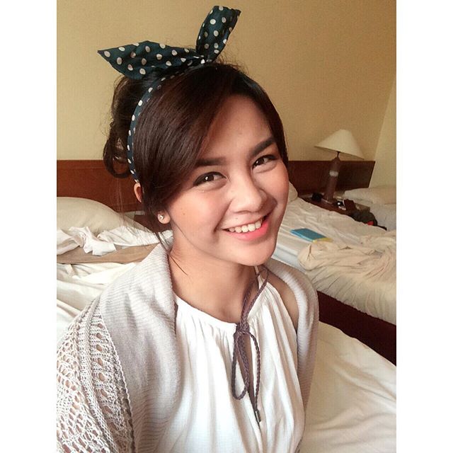 Cantik dan Elegan! Ini Deretan Outfit Murah Atlet Panahan Dellie Threesyadinda (7)