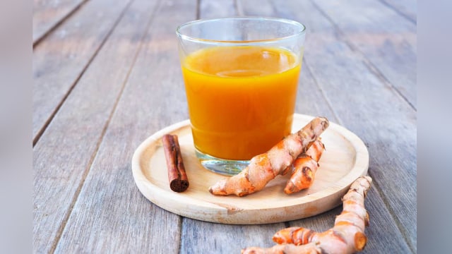 Jamu Kunyit Asam. (Foto: Flickr/Leni Suryani 13)