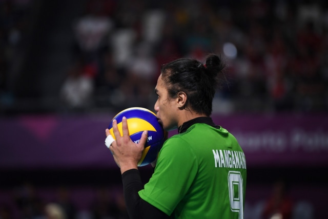 Pertandingan bola voli putri Asian Games 2018 antara Indonesia vs Filipina di Tennis Indoor Senayan, Sabtu (25/8). Indonesia menang 3-1. (Foto: Nugroho Sejati/kumparan)