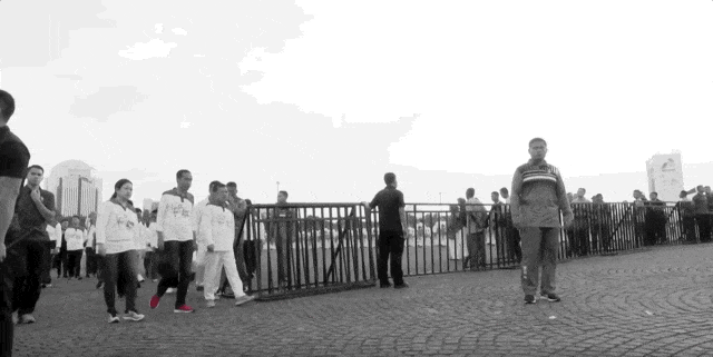 Jokowi Buat Vlog Tentang Sneakers. (Foto: YouTube/Jokowi)