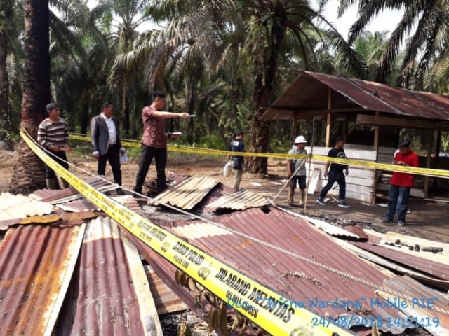 Polres Musi Rawas Olah TKP Penyerangan Post Blok Divisi 5 PT Lonsum RIE Muratara