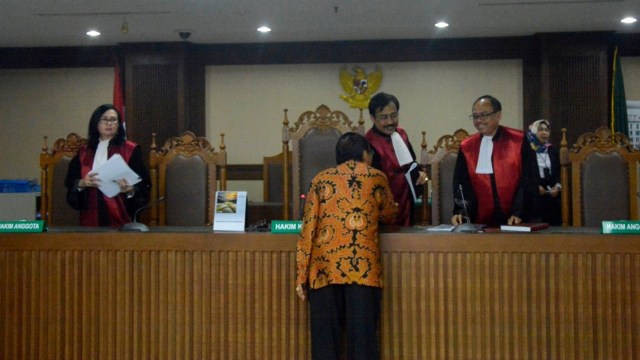Sidang permohonan PK (peninjauan kembali) mantan Menteri ESDM, Jero Wacik di Pengadilan Tipikor, Jakarta, Senin (27/08/2018). (Foto: Nadia K Putri)