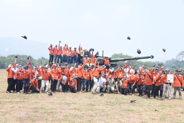 Medium tank PT Pindad jalan uji gempur.  (Foto: Dok. PT Pindad)