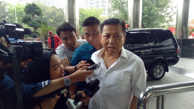 Setya Novanto kembali diperiksa dalam kasus suap proyek pembangunan PLTU Riau-1 di KPK, Selasa (28/8/2018). (Foto: Aprilandika Pratama/kumparan)