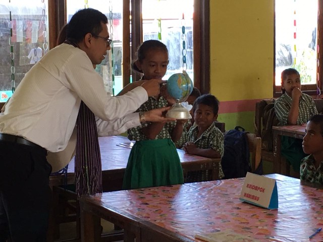 Yuk, donasi buku untuk Belu! (Foto: Dok. Sesdilu 61)