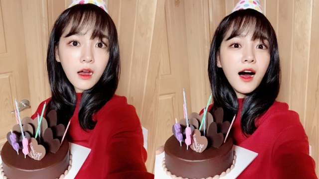 Kim Sejeong Gugudan (Foto: Facebook  @gu9udan)