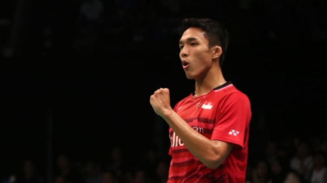 Karena Minta  Jonatan Christie Buka Baju Berbeda dengan Cat calling