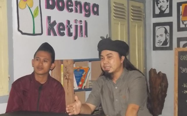 Al-Quran Mengkritik Hoaks, Ini Pesan Penyair Santri