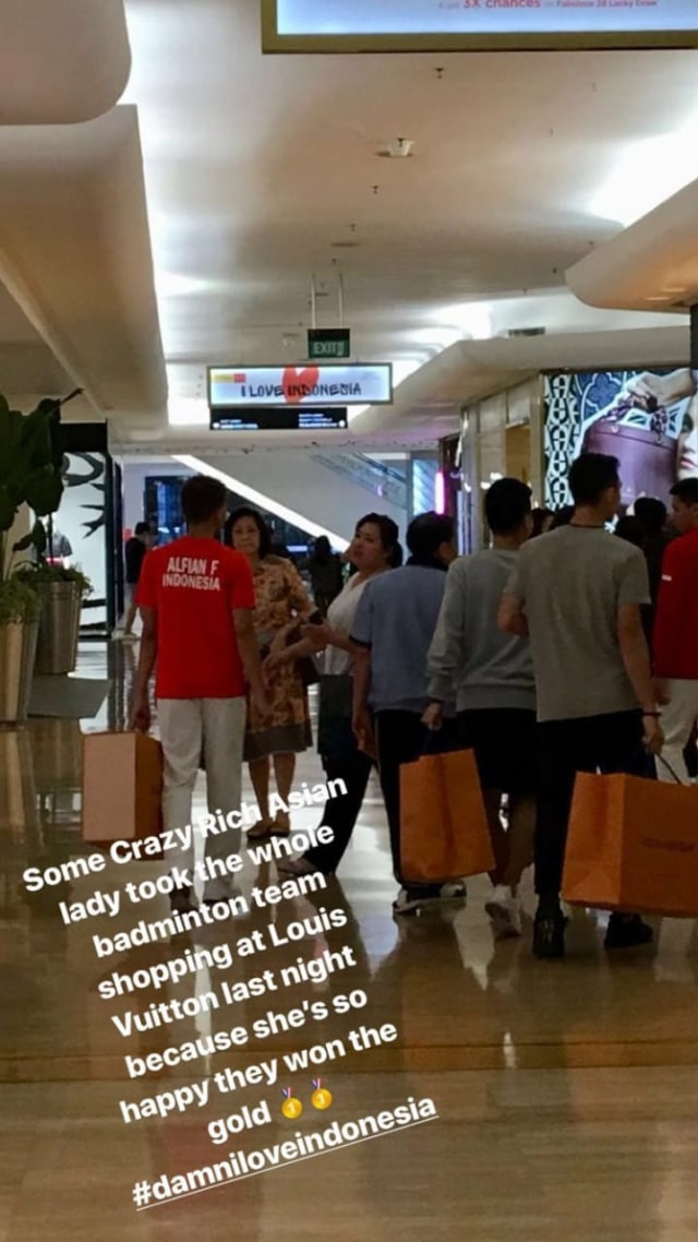 Atlet badminton dibelikan Tas Louis Vuitton. (Foto: Instagram @mariatobing)