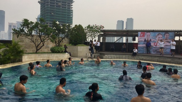 Suasana kelas Aquafit (Foto: Dok.Ratmia Dewi/kumparan)
